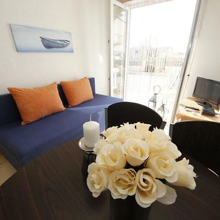 Apartmani Znaor Baška Voda Eksteriør bilde