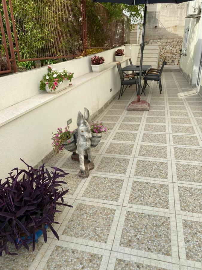 Apartmani Znaor Baška Voda Eksteriør bilde